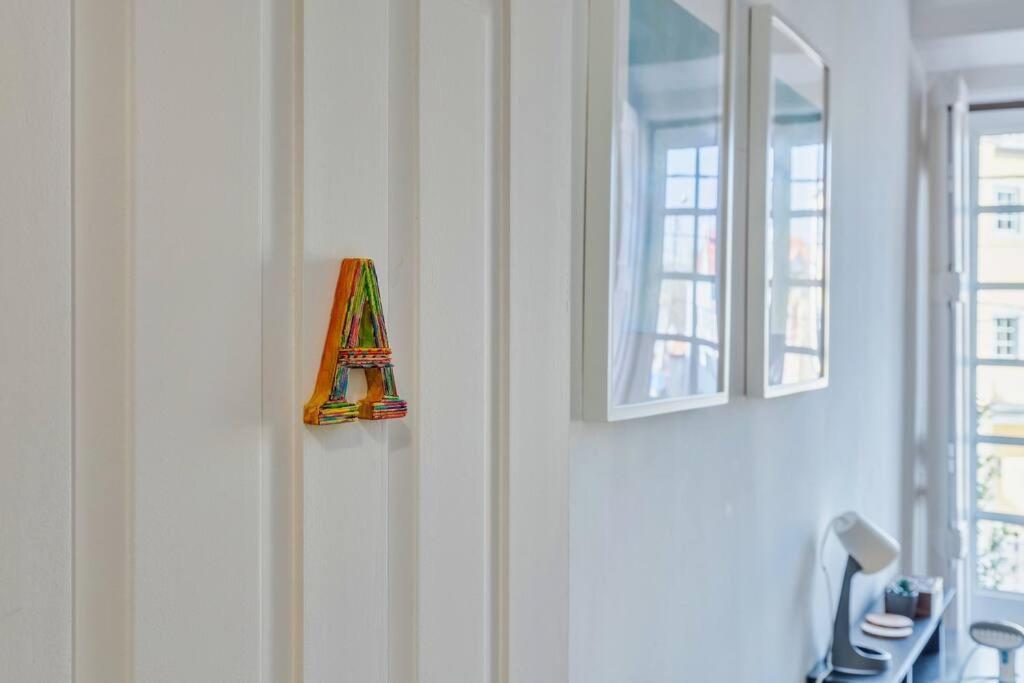 A Casa Amarela De Sintraアパートメント エクステリア 写真